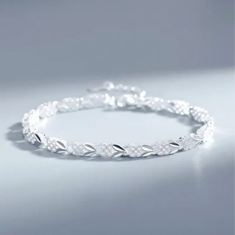 🎅 HOLIDAY HAUL SALE✨Elegant Sparkling Lucky Clover Bracelet🍀