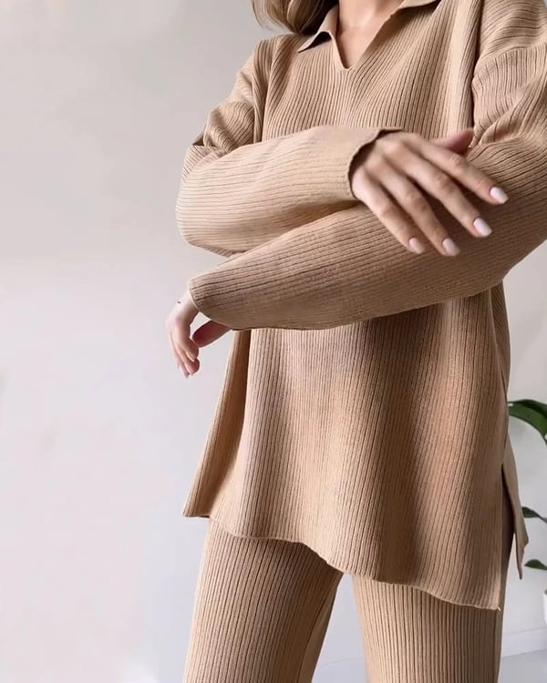 🔥Hot Sale 49% OFF🎁V-Neck Casual Slit Knitted Two-Piece Set