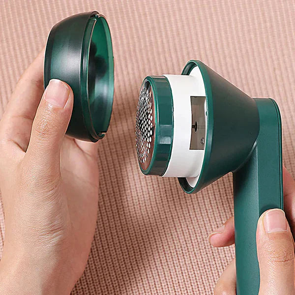 Rechargeable Fabric Shaver with 2 Replaceable Stainless Steel 6-Leaf Blades(1 Free Extra Included) | Lint Remover with 3-Speed Settings  - Efficient Sweater and Lint Shaver for Clothes, Removing Fuzz, Lint Balls, Pills, and Hairballs.Christmas Gift.