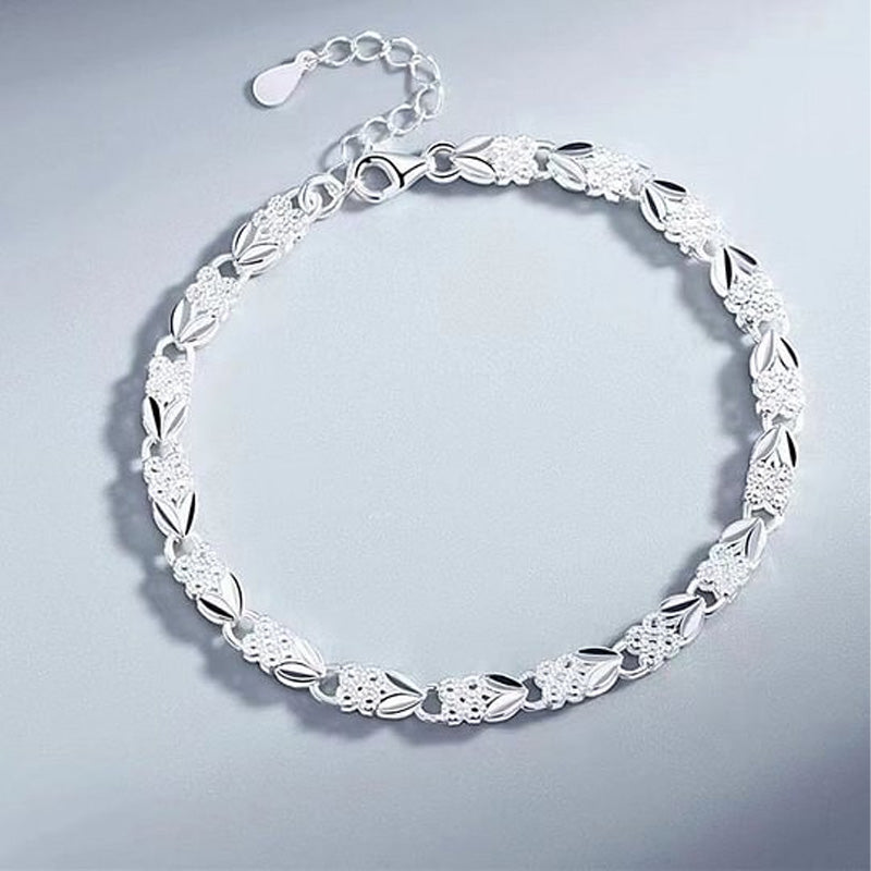 🎅 HOLIDAY HAUL SALE✨Elegant Sparkling Lucky Clover Bracelet🍀