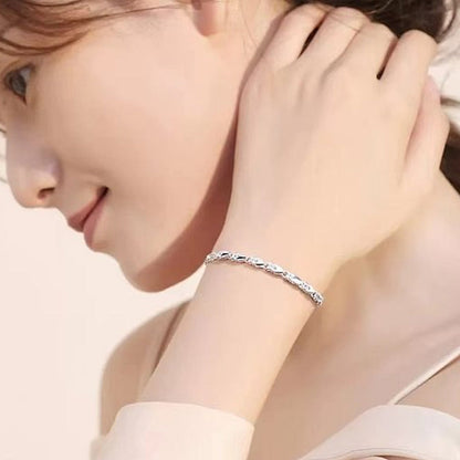 🎅 HOLIDAY HAUL SALE✨Elegant Sparkling Lucky Clover Bracelet🍀