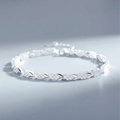 🎅 HOLIDAY HAUL SALE✨Elegant Sparkling Lucky Clover Bracelet🍀
