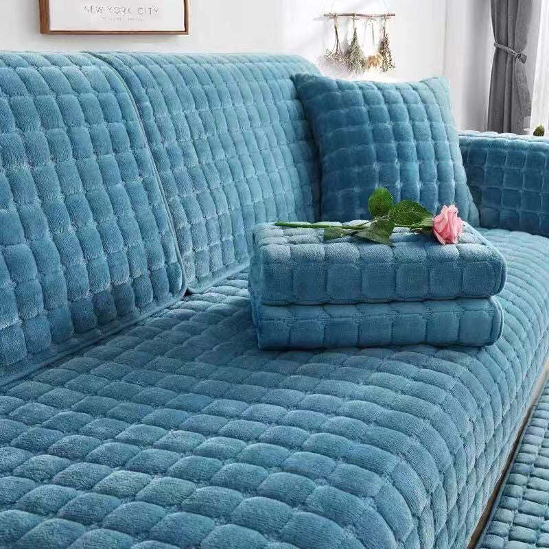 Non-Slip, Extra-Thick Suede Sofa Cover 🛋️