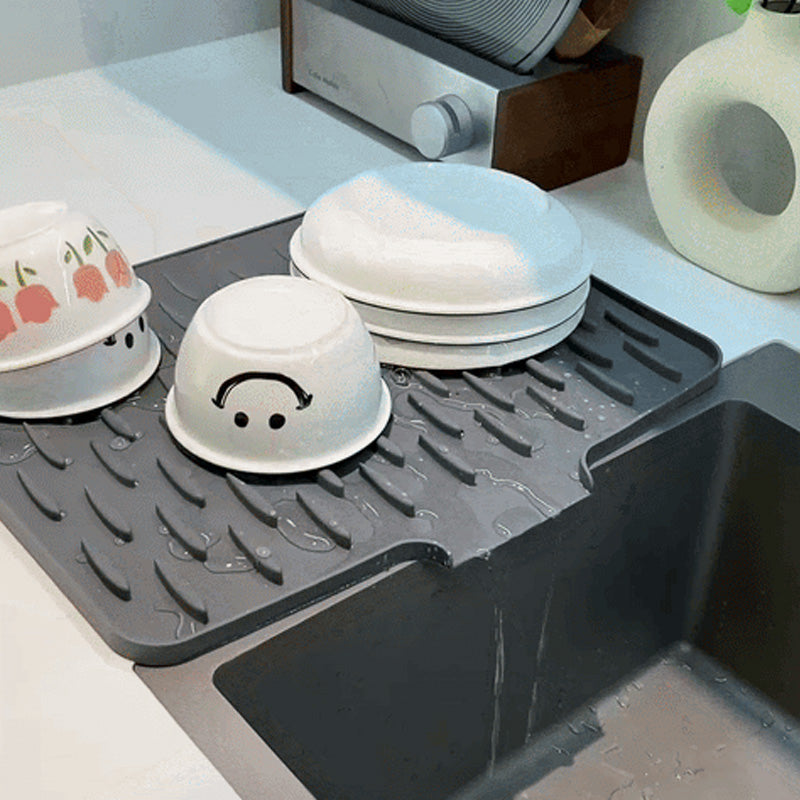 Multi-Functional & Foldable Silicone Drainage Mat