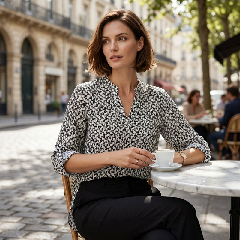 🥳50% OFF !!🥳 Women's Geometric Print V-Neck Blouse 💞
